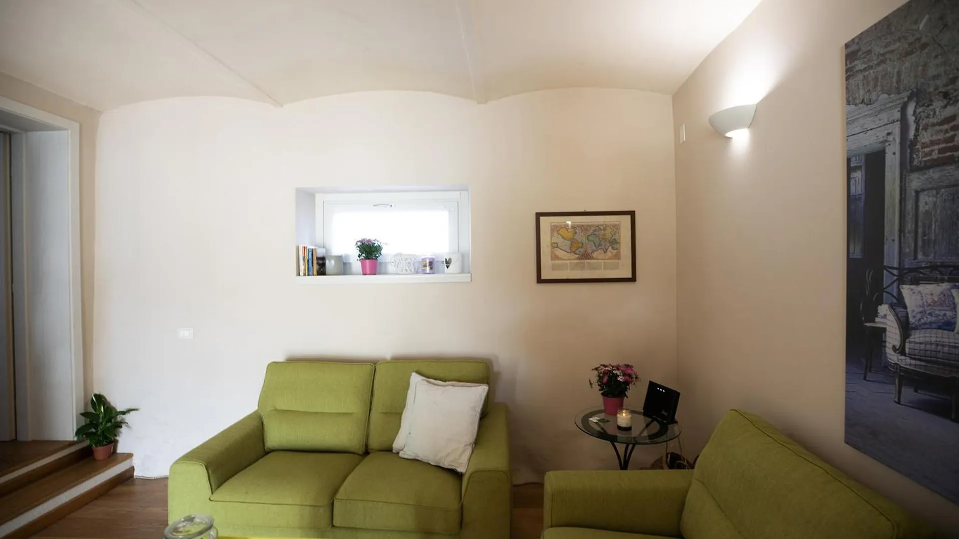 Relais La Rocca Solferino Bed & Breakfast 0*,  Italy