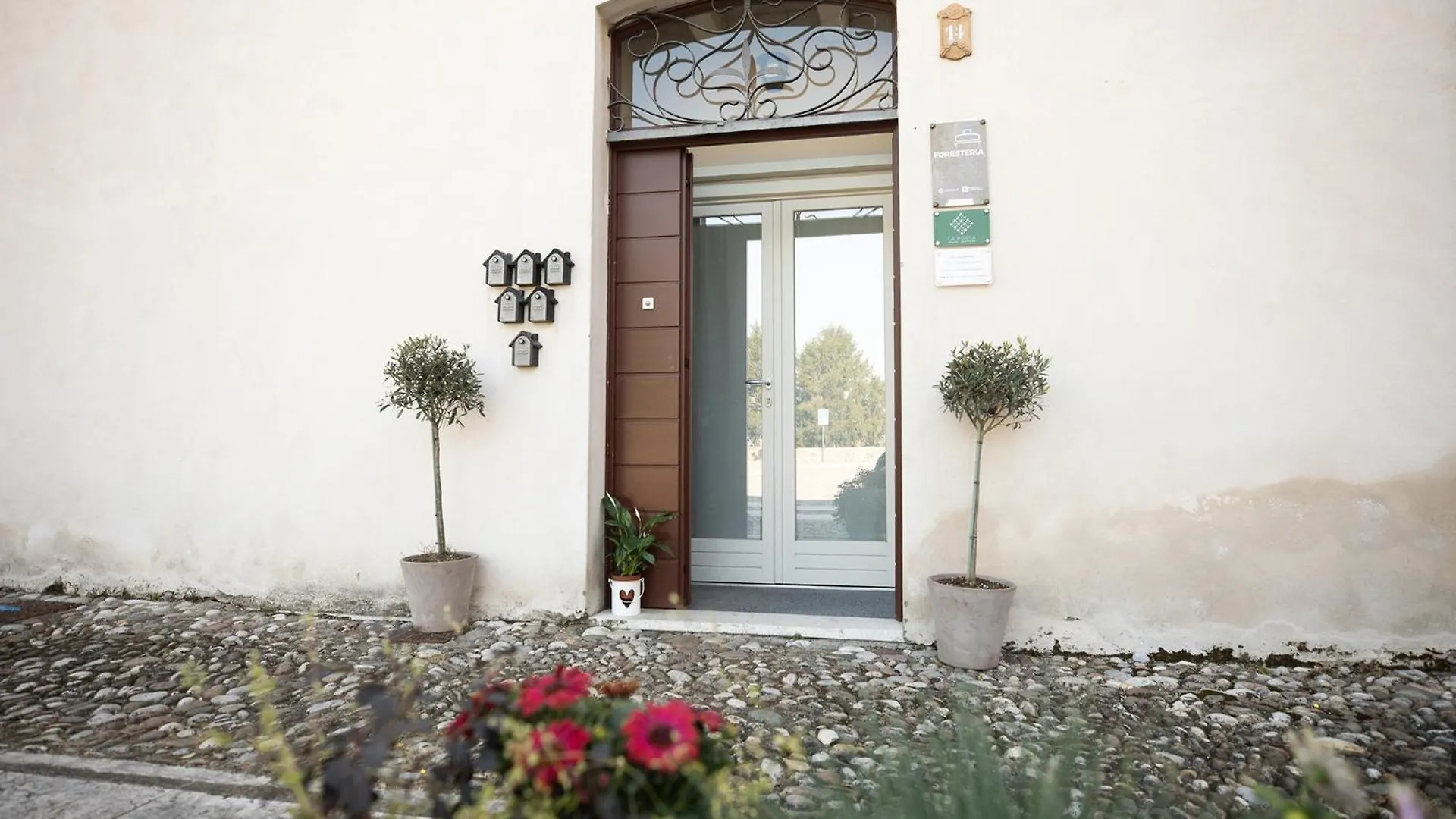Relais La Rocca Solferino Bed & Breakfast 0*,  Italy